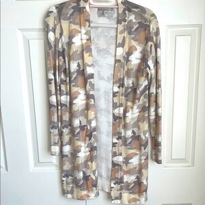 ISAACMIZRAHI-Camouflage Open-Front Women's Sweater. Excellent condition. XS.